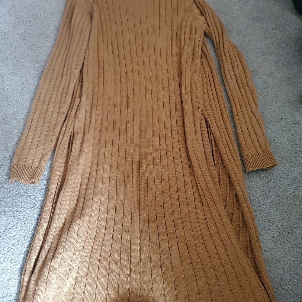 Cardigan - Picture 2 of 2